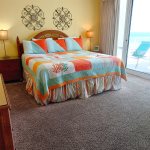 Gulf Front Master Bedroom With King Bed